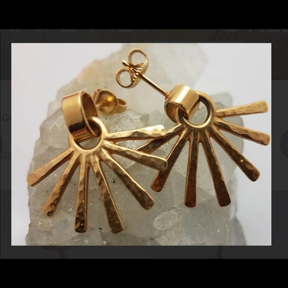 James Avery 14k Gold Sunburst Earrings